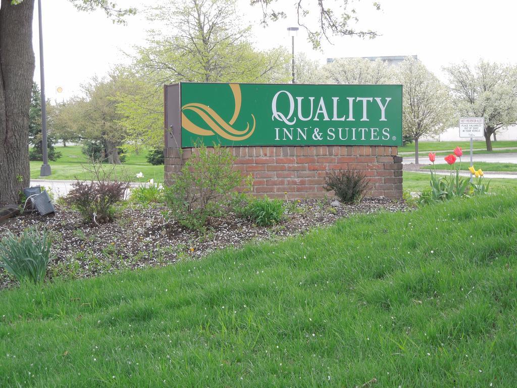 Quality Inn & Suites ダブリン エクステリア 写真